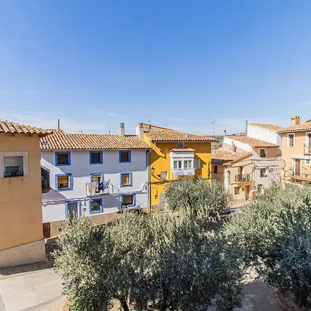 Casa Rural Apartamentos La Fonda * Ариньон